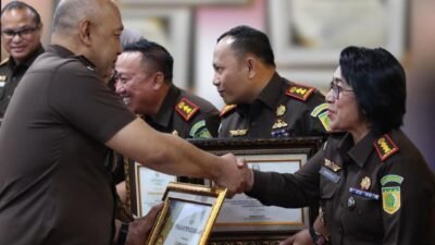 Kejari Bengkulu Raih Predikat Satuan Kerja Terbaik dalam PEKPP 2024