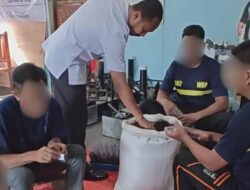 Warga Binaan Lapas Curup Terlibat Aktif dalam Kegiatan Pengemasan Bubuk Kopi sebagai Hasil Pembinaan Kemandirian