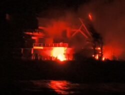 Kapal Kargo Terbakar di Perairan Bengkulu, 26 Kru Selamat